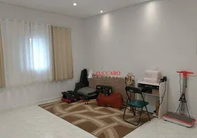 Foto 1 de Sobrado com 3 Quartos à venda, 190m² em Vila Itapoan, Guarulhos