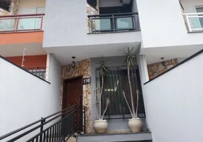 Foto 1 de Sobrado com 3 Quartos à venda, 145m² em Jardim Brasília, São Paulo