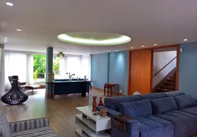 Foto 1 de Casa com 4 Quartos à venda, 515m² em Ingá, Niterói