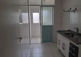 Foto 1 de Apartamento com 2 Quartos à venda, 52m² em Campo Limpo, São Paulo