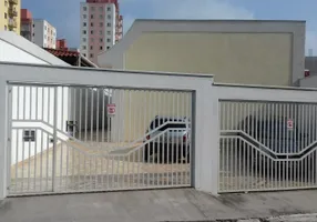 Foto 1 de Casa de Condomínio com 2 Quartos para alugar, 60m² em Vila Paranaguá, São Paulo