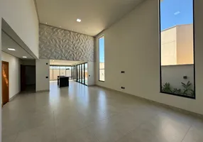 Foto 1 de Casa de Condomínio com 4 Quartos à venda, 226m² em Residencial Goiânia Golfe Clube, Goiânia