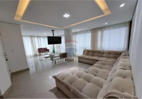 Foto 1 de Apartamento com 3 Quartos à venda, 162m² em Buraquinho, Lauro de Freitas