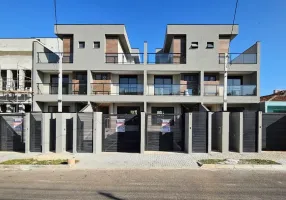 Foto 1 de Sobrado com 3 Quartos à venda, 208m² em Bom Retiro, Curitiba