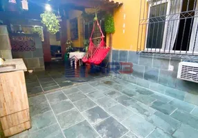 Foto 1 de Casa com 2 Quartos à venda, 70m² em Braz de Pina, Rio de Janeiro