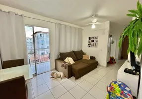Foto 1 de Apartamento com 3 Quartos à venda, 75m² em Praia da Baleia, Serra