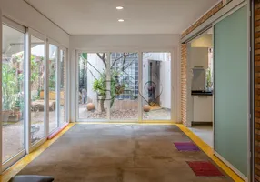 Foto 1 de Casa com 5 Quartos para alugar, 290m² em Vila Madalena, São Paulo