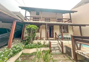 Foto 1 de Sobrado com 4 Quartos à venda, 176m² em Camboinhas, Niterói