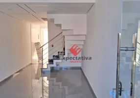 Foto 1 de Casa com 2 Quartos à venda, 90m² em Lagoinha, Belo Horizonte