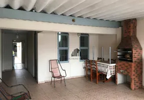 Foto 1 de Casa com 3 Quartos à venda, 140m² em Vila Molon, Americana