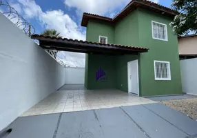 Foto 1 de Casa com 2 Quartos à venda, 117m² em Cidade dos Funcionários, Fortaleza