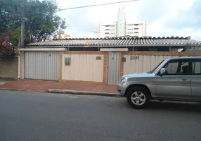 Foto 1 de Casa com 4 Quartos à venda, 290m² em Lagoa Nova, Natal