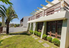 Foto 1 de Casa com 5 Quartos para venda ou aluguel, 550m² em Guabirotuba, Curitiba