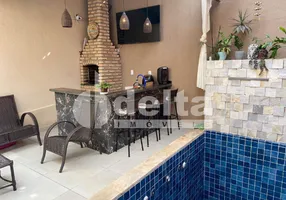 Foto 1 de Casa com 2 Quartos à venda, 100m² em Jardim Europa, Uberlândia