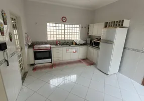 Foto 1 de Casa com 3 Quartos à venda, 150m² em Prolongamento Jardim Angela Rosa, Franca