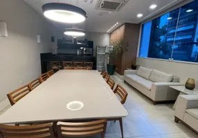 Foto 1 de Apartamento com 3 Quartos à venda, 175m² em Praia do Canto, Vitória