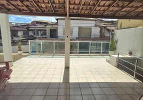 Foto 1 de Casa com 4 Quartos para alugar, 300m² em Gra Duquesa, Governador Valadares