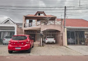 Foto 1 de Sobrado com 3 Quartos à venda, 176m² em Fazendinha, Curitiba