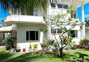 Foto 1 de Casa de Condomínio com 5 Quartos à venda, 320m² em Portao, Lauro de Freitas