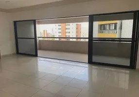 Foto 1 de Apartamento com 4 Quartos à venda, 156m² em Casa Amarela, Recife