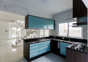 Foto 1 de Casa de Condomínio com 3 Quartos à venda, 181m² em Abranches, Curitiba