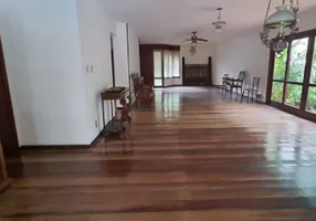 Foto 1 de Casa com 6 Quartos à venda, 465m² em Caminho Das Árvores, Salvador