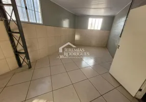 Foto 1 de Galpão/Depósito/Armazém à venda, 900m² em Campo Alegre, Pindamonhangaba