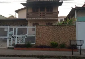 Foto 1 de com 3 Quartos para alugar, 420m² em Jardim Riacho das Pedras, Contagem