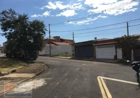 Foto 1 de Lote/Terreno à venda, 411m² em Água Branca, Piracicaba