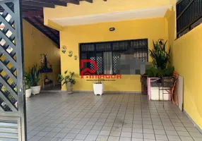 Foto 1 de Sobrado com 3 Quartos para alugar, 125m² em Boqueirão, Praia Grande