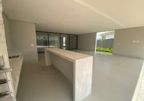 Foto 1 de Casa de Condomínio com 4 Quartos à venda, 490m² em Residencial Alphaville Flamboyant, Goiânia