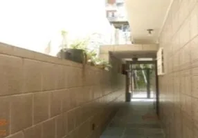 Foto 1 de Casa com 3 Quartos à venda, 150m² em Jardim São Salvador, Taboão da Serra