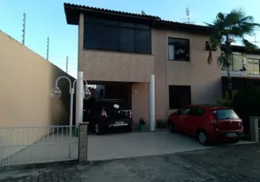 Foto 1 de Casa de Condomínio com 3 Quartos à venda, 150m² em Presidente Kennedy, Fortaleza