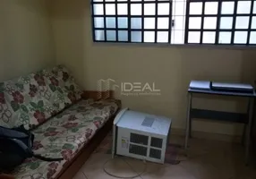 Foto 1 de Casa com 4 Quartos para venda ou aluguel, 250m² em Centro, Campos dos Goytacazes