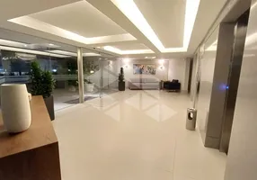 Foto 1 de Apartamento com 3 Quartos para alugar, 281m² em Agronômica, Florianópolis