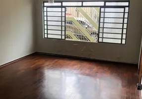 Foto 1 de Casa com 6 Quartos à venda, 300m² em Jardim Nasralla, Bauru