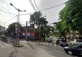 Foto 1 de Lote/Terreno à venda, 350m² em Passo da Areia, Porto Alegre