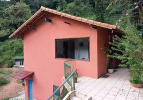 Foto 1 de Casa de Condomínio com 4 Quartos à venda, 130m² em Correas, Petrópolis