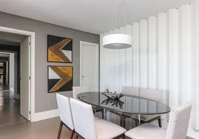 Foto 1 de Apartamento com 3 Quartos à venda, 112m² em Cabral, Curitiba