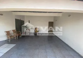 Foto 1 de Casa com 3 Quartos à venda, 187m² em Jardim Patrícia, Uberlândia