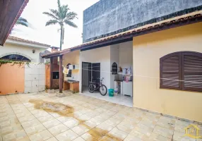 Foto 1 de Casa com 3 Quartos à venda, 132m² em Jardim Três Marias, Peruíbe