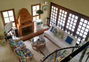 Foto 1 de Casa de Condomínio com 3 Quartos para alugar, 183m² em Baleia, São Sebastião