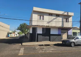 Foto 1 de Sobrado com 3 Quartos à venda, 343m² em Custódio Pereira, Uberlândia