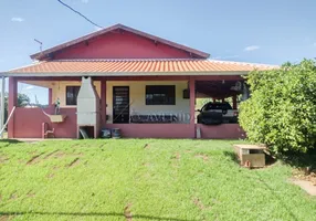 Foto 1 de Fazenda/Sítio com 3 Quartos à venda, 140m² em Coroados, Londrina