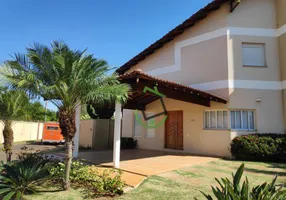 Foto 1 de Casa de Condomínio com 3 Quartos para venda ou aluguel, 341m² em Portal das Araucárias, Araraquara