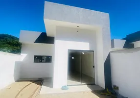 Foto 1 de Casa com 3 Quartos à venda, 78m² em Balneario São Pedro, São Pedro da Aldeia