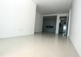 Foto 1 de Apartamento com 3 Quartos à venda, 72m² em Engenheiro Luciano Cavalcante, Fortaleza