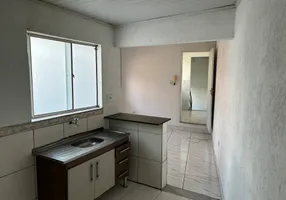 Foto 1 de Casa com 1 Quarto para alugar, 38m² em Jardim Maria Duarte, São Paulo