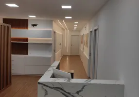 Foto 1 de Sala Comercial com 10 Quartos para alugar, 30m² em Bento Ferreira, Vitória