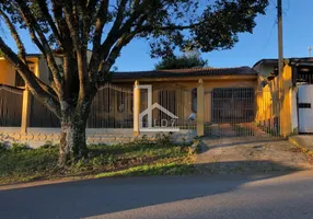 Foto 1 de Casa com 3 Quartos à venda, 132m² em Uberaba, Curitiba